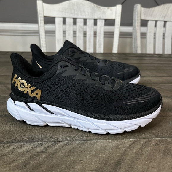Hoka One One Shoes - Hoka One One Clifton 7 Sneakers Sz 7